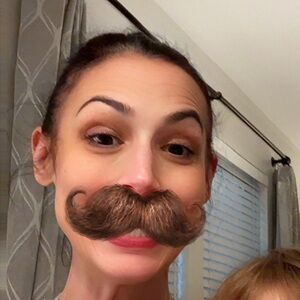 Meet your Posher, Veronica